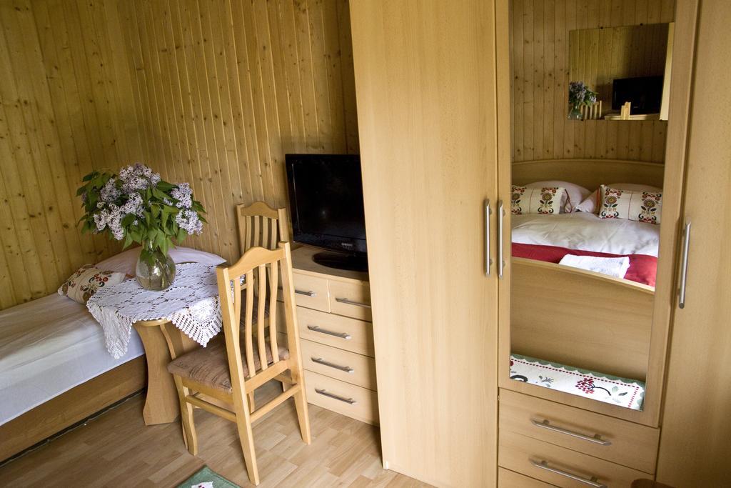 Zakonpianska Chata - Domek Goralski Na Kamiencu Zakopane Chambre photo
